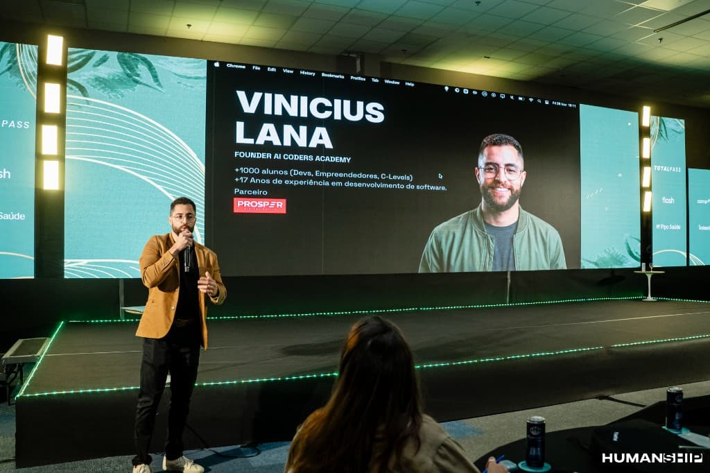 Vinicius Lana palestrando no humanship